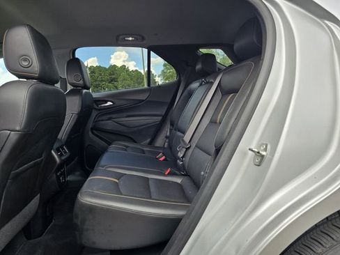 Used 2022 Chevrolet Equinox Premier image 17