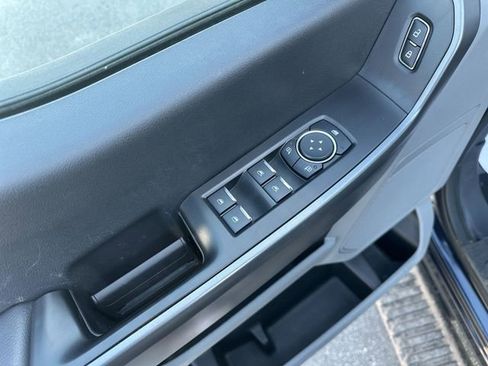 Used 2025 Ford F250 XLT image 17