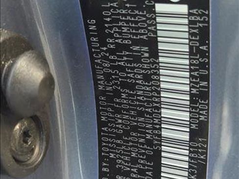 Used 2024 Toyota Corolla LE image 26