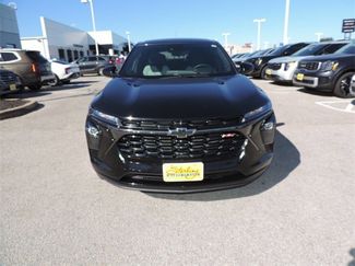 Used 2025 Chevrolet Trax RS w/ Driver Confidence Package video 2