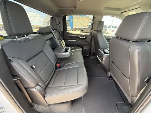 New 2026 GMC Sierra 1500 SLT RWD image 33