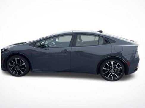 Used 2023 Toyota Prius Prime Premium image 5