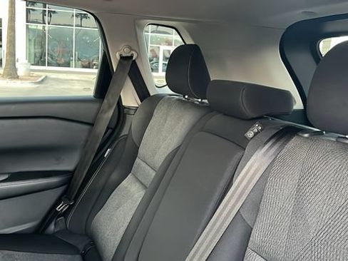 Used 2024 Nissan Rogue SV FWD image 18