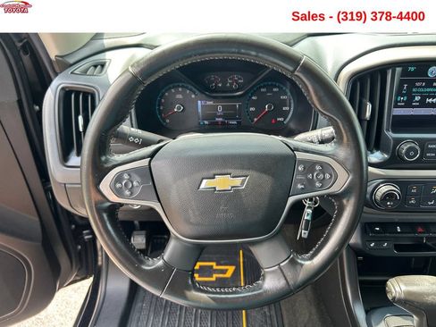 Used 2017 Chevrolet Colorado Z71 AWD/4WD image 14