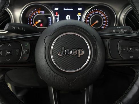 Used 2020 Jeep Gladiator Sport w/ Quick Order Package 24S image 12