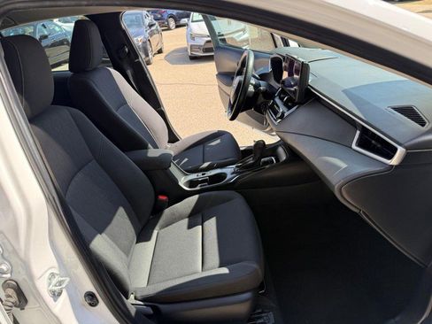 Used 2024 Toyota Corolla LE image 22