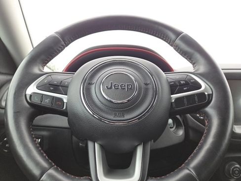 Used 2018 Jeep Compass Trailhawk w/ Cold Weather Group AWD/4WD image 14