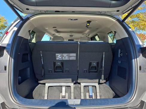 New 2026 Kia Carnival SX Prestige FWD image 14