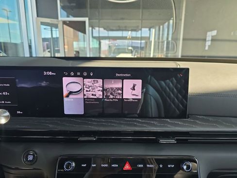 New 2026 Genesis GV80 3.5T e-SC image 18