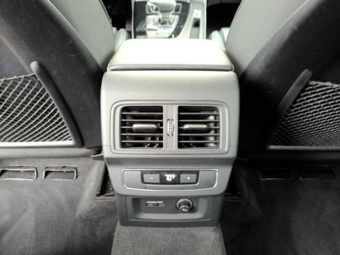 Used 2024 Audi Q5 2.0T Premium Plus image 28