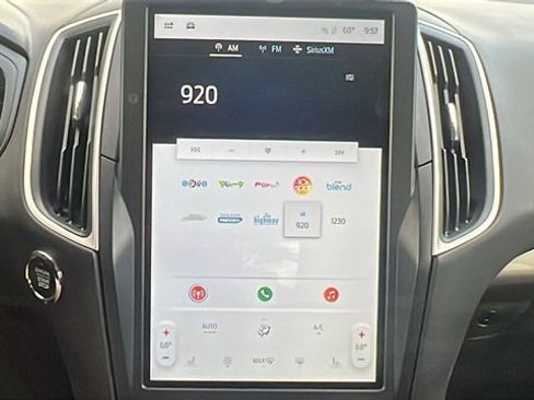 Certified 2024 Ford Edge SEL image 24