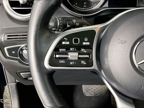 Used 2022 Mercedes-Benz GLC 300 image 22