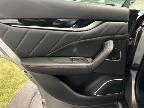 Used 2022 Maserati Levante Modena image 18