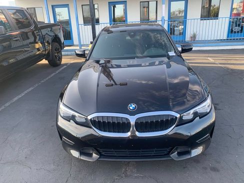 Used 2020 BMW 330i Sedan w/ Driving Assistance Package RWD image 3
