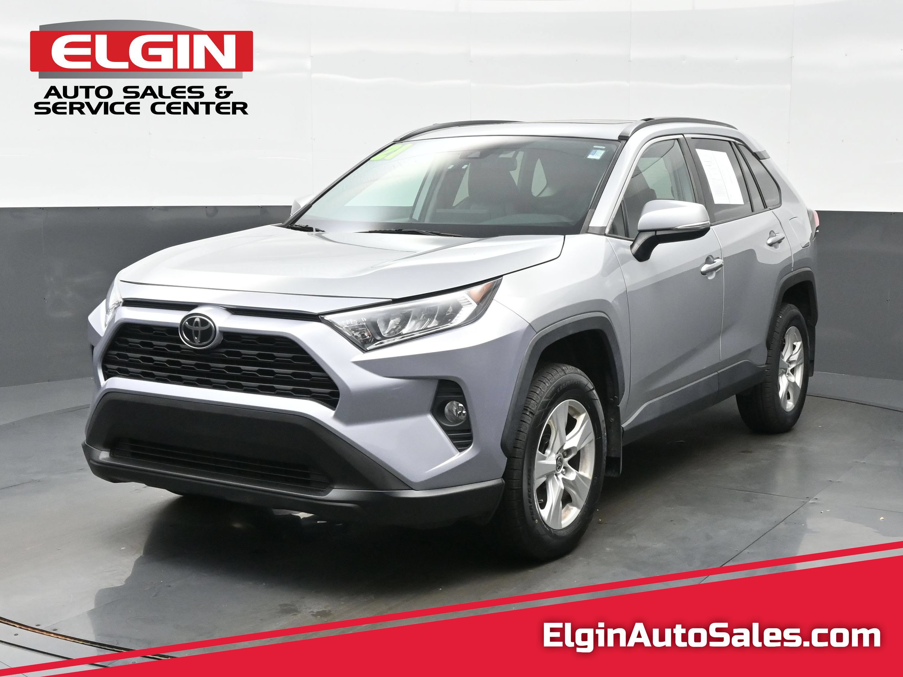 Used 2021 Toyota RAV4 XLE AWD/4WD image 1