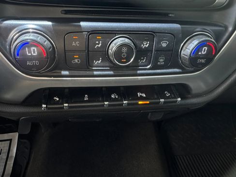 Used 2014 GMC Sierra 1500 SLE w/ SLE Value Package AWD/4WD image 21