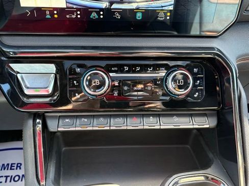 Used 2023 GMC Sierra 1500 AT4 w/ Technology Package image 22