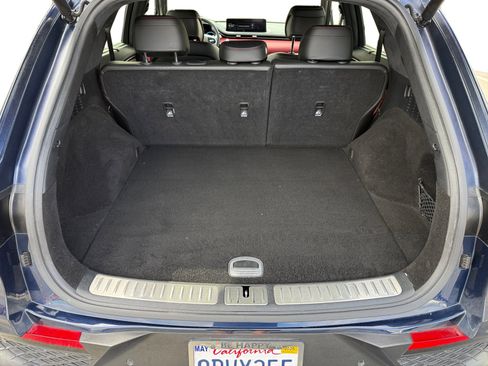 Used 2022 Genesis GV70 3.5T Sport w/ Sport Prestige Package image 17