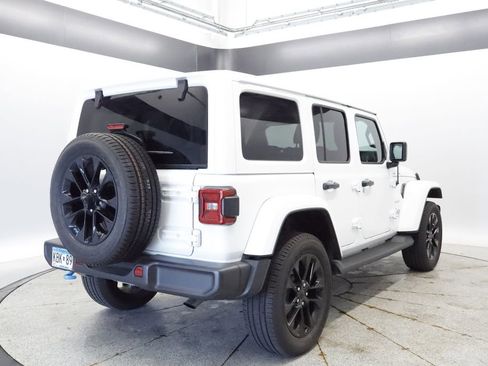 Used 2023 Jeep Wrangler Unlimited Sahara w/ Cold Weather Group AWD/4WD image 6