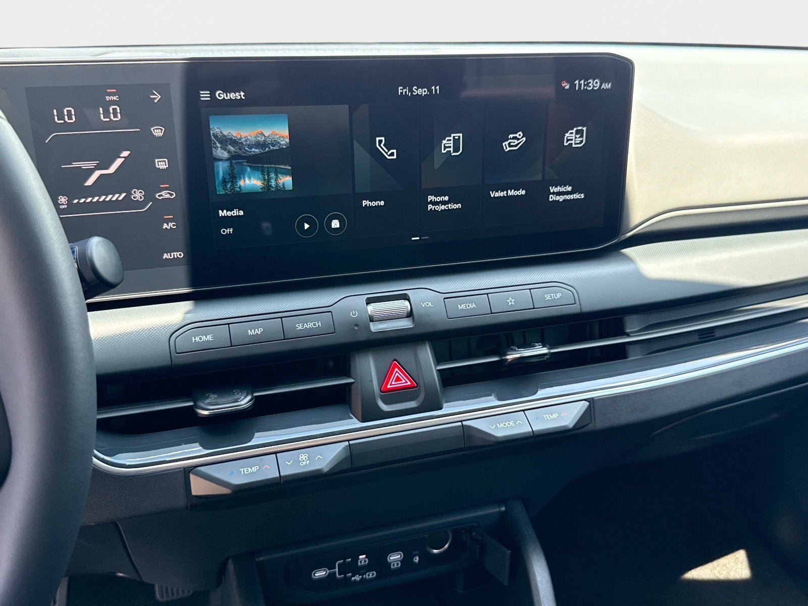 New 2026 Kia K4 EX FWD image 18