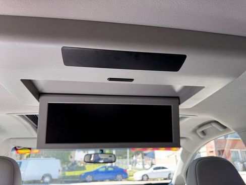 Used 2012 Toyota Sienna XLE w/ XLE Navigation Pkg FWD image 32
