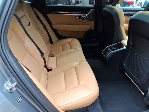 Used 2018 Volvo S90 T6 Momentum w/ Convenience Package AWD/4WD image 12