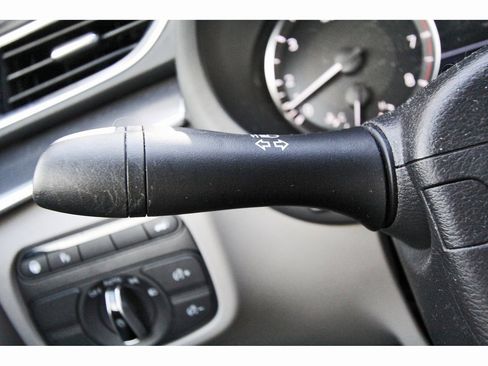 Used 2023 INFINITI QX50 Luxe image 17