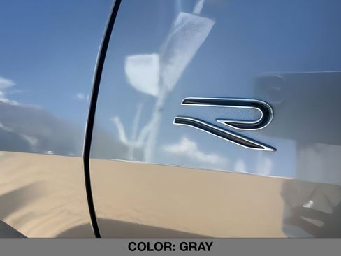 New 2025 Volkswagen Tiguan SE R-Line image 9