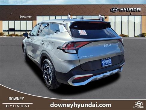 Used 2024 Kia Sportage LX image 6