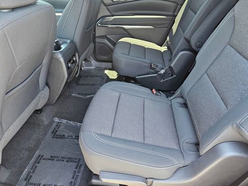 New 2026 Chevrolet Traverse LT FWD image 19