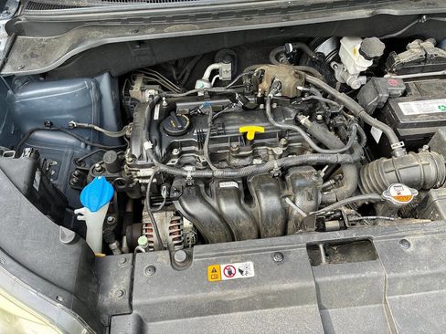 Used 2015 Kia Soul + w/ Audio Package FWD image 22