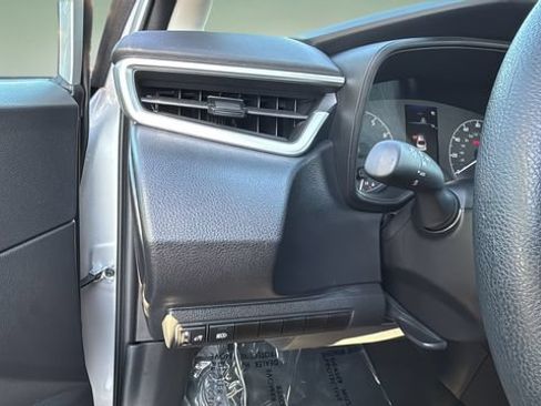 Used 2023 Toyota Corolla LE FWD image 21