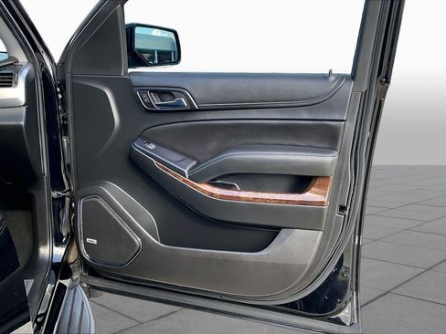 Used 2018 Chevrolet Tahoe LT RWD image 23