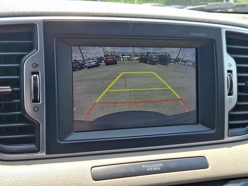 Used 2018 Kia Sportage EX AWD/4WD image 18