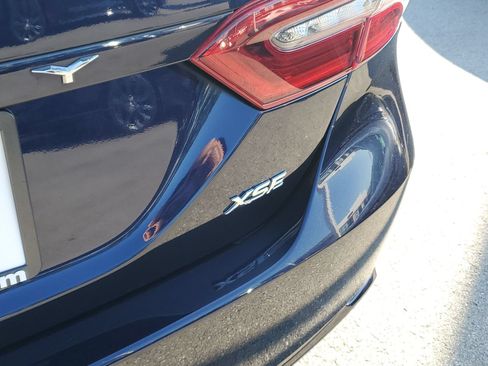 Certified 2021 Toyota Camry XSE FWD image 7