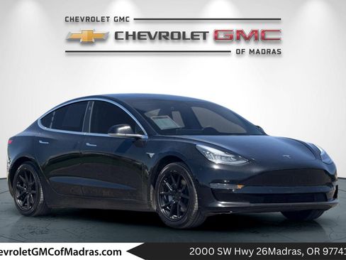 Used 2019 Tesla Model 3 Standard Range Plus RWD image 1