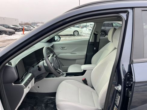 Used 2025 Hyundai Kona SEL image 27