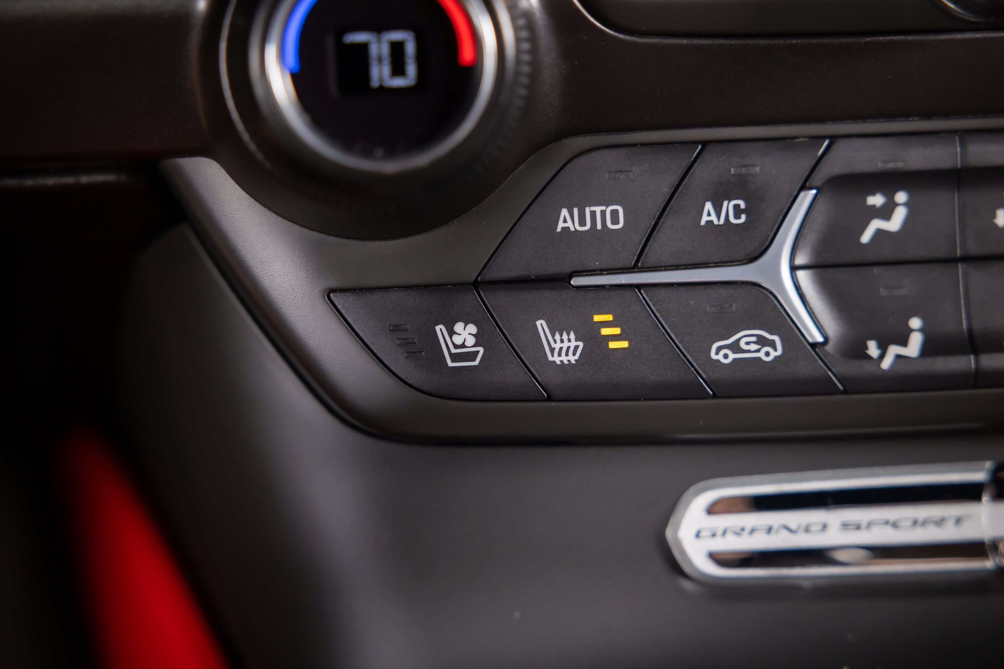 Used 2018 Chevrolet Corvette Grand Sport RWD image 17