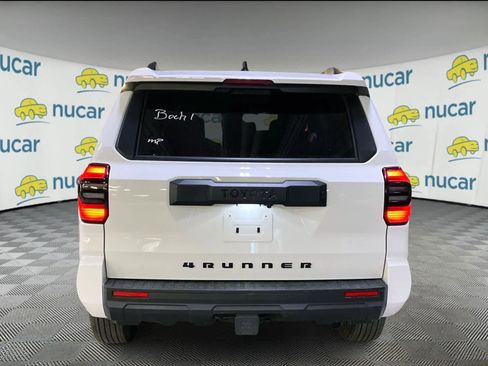 Used 2025 Toyota 4Runner SR5 image 3