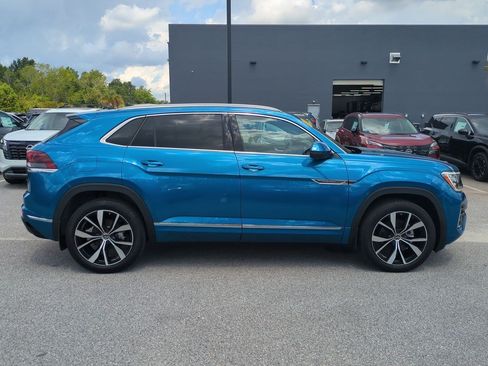 Used 2025 Volkswagen Atlas Cross Sport SEL Premium R-Line AWD/4WD image 2