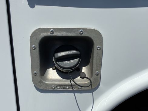 Used 2025 Chevrolet Express 3500 w/ Power Convenience Package RWD image 13