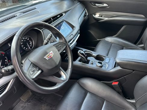 Used 2023 Cadillac XT4 Premium Luxury AWD/4WD image 10