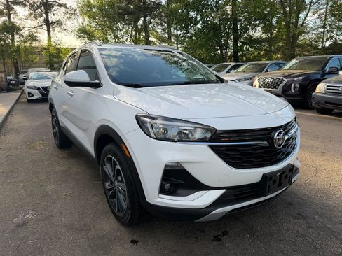 Used 2023 Buick Encore GX Select w/ Safety Package II FWD image 4