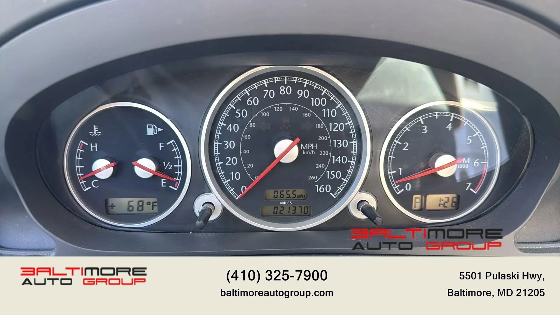 Used 2008 Chrysler Crossfire Limited RWD image 29