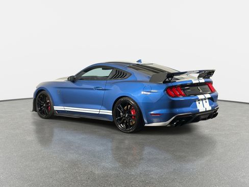 Used 2021 Ford Mustang Shelby GT500 w/ Technology Package RWD image 12
