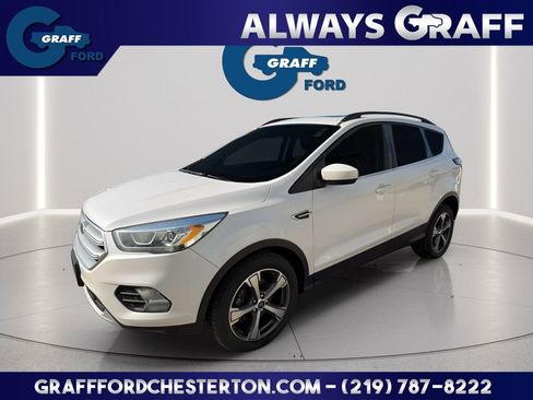 Used 2018 Ford Escape SEL w/ Ford Safe & Smart Package FWD image 1