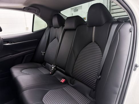 Used 2024 Toyota Camry SE w/ Audio Upgrade Package image 25