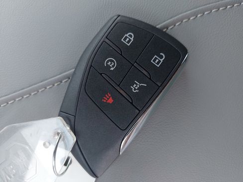 New 2025 GMC Acadia Elevation image 37