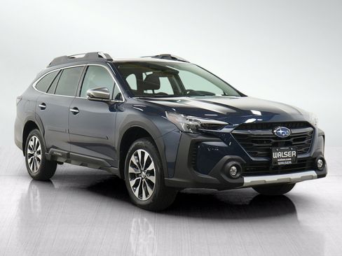 Used 2024 Subaru Outback Touring AWD/4WD image 7
