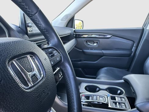 Certified 2023 Honda Pilot Touring image 45